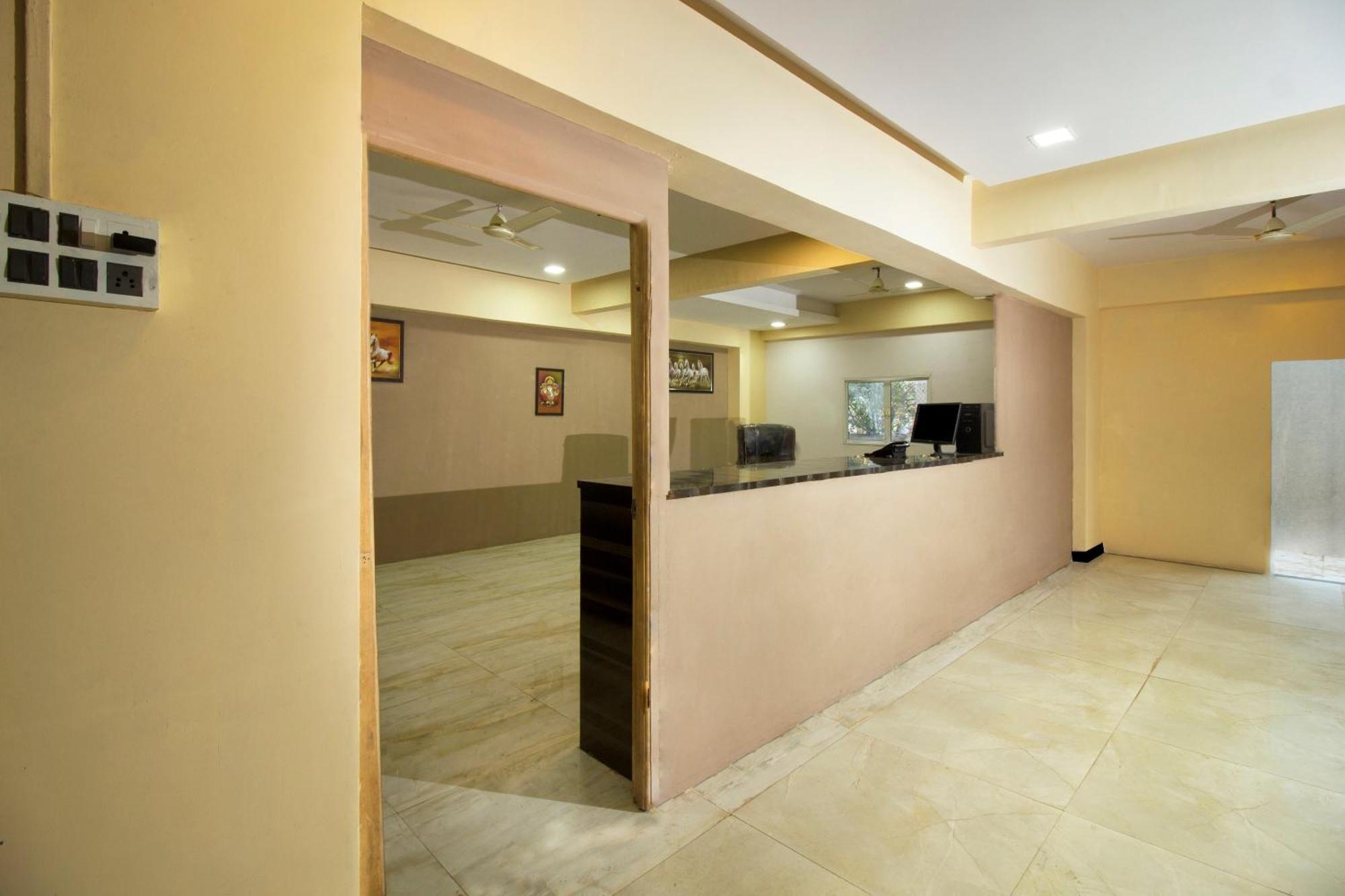 Hotel O The Star Hotel 潘韦尔 外观 照片